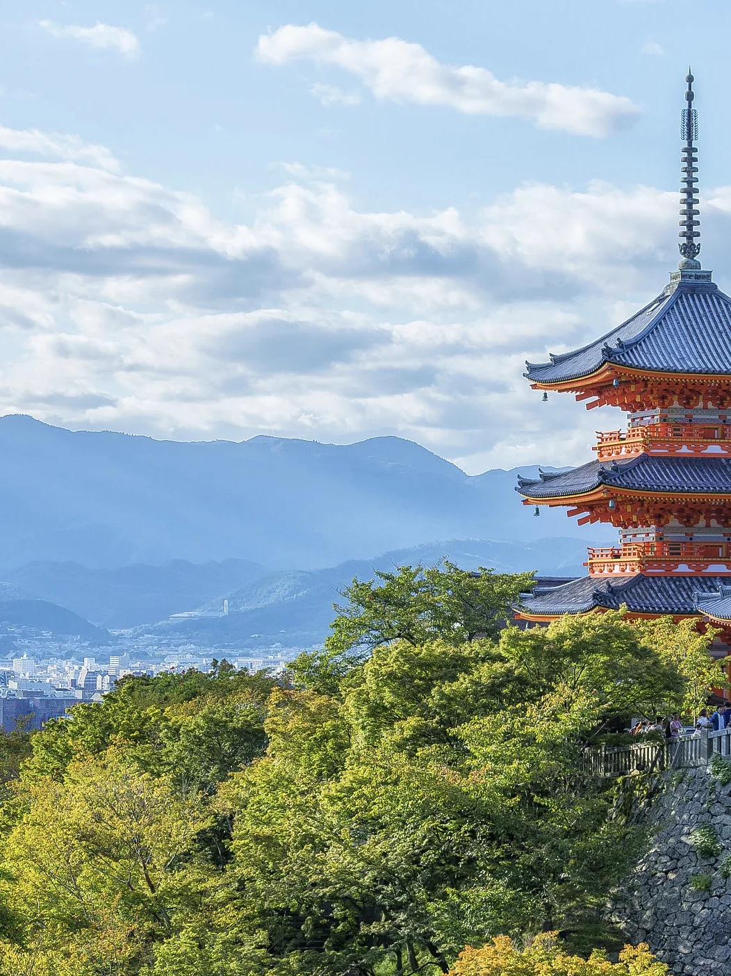 Oh no, our team-building trip to Japan's Kansai region is absolutely lit!