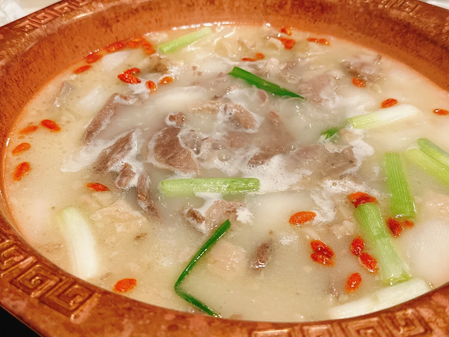 "Tears of a Suzhou Native: Sipping Lamb Soup on Winter Solstice Night in Columbus"