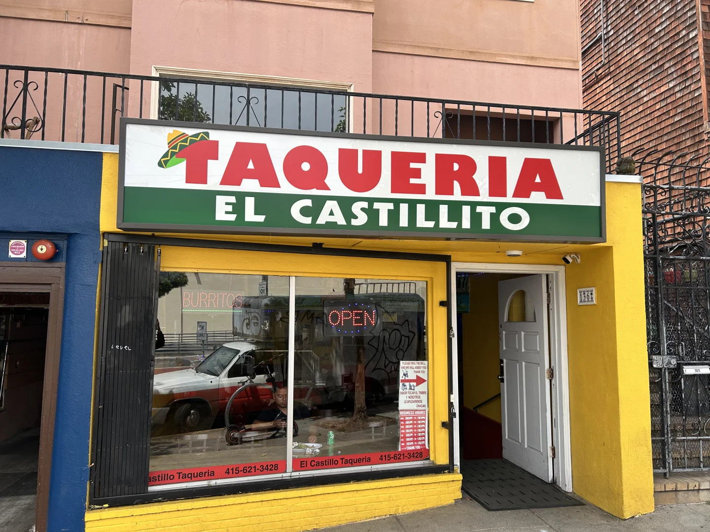 🇺🇸 This Randomly Found 🇲🇽 Eatery on SF Streets is So Delicious