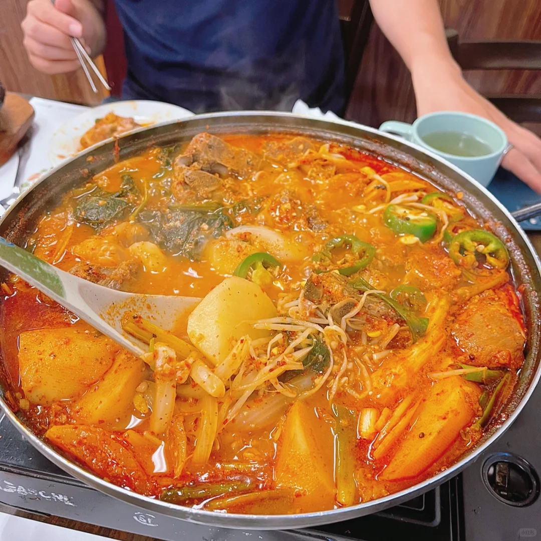 Luckily, it hasn't blown up on Xiaohongshu yet, or else I wouldn't be able to get my hands on it! 😜