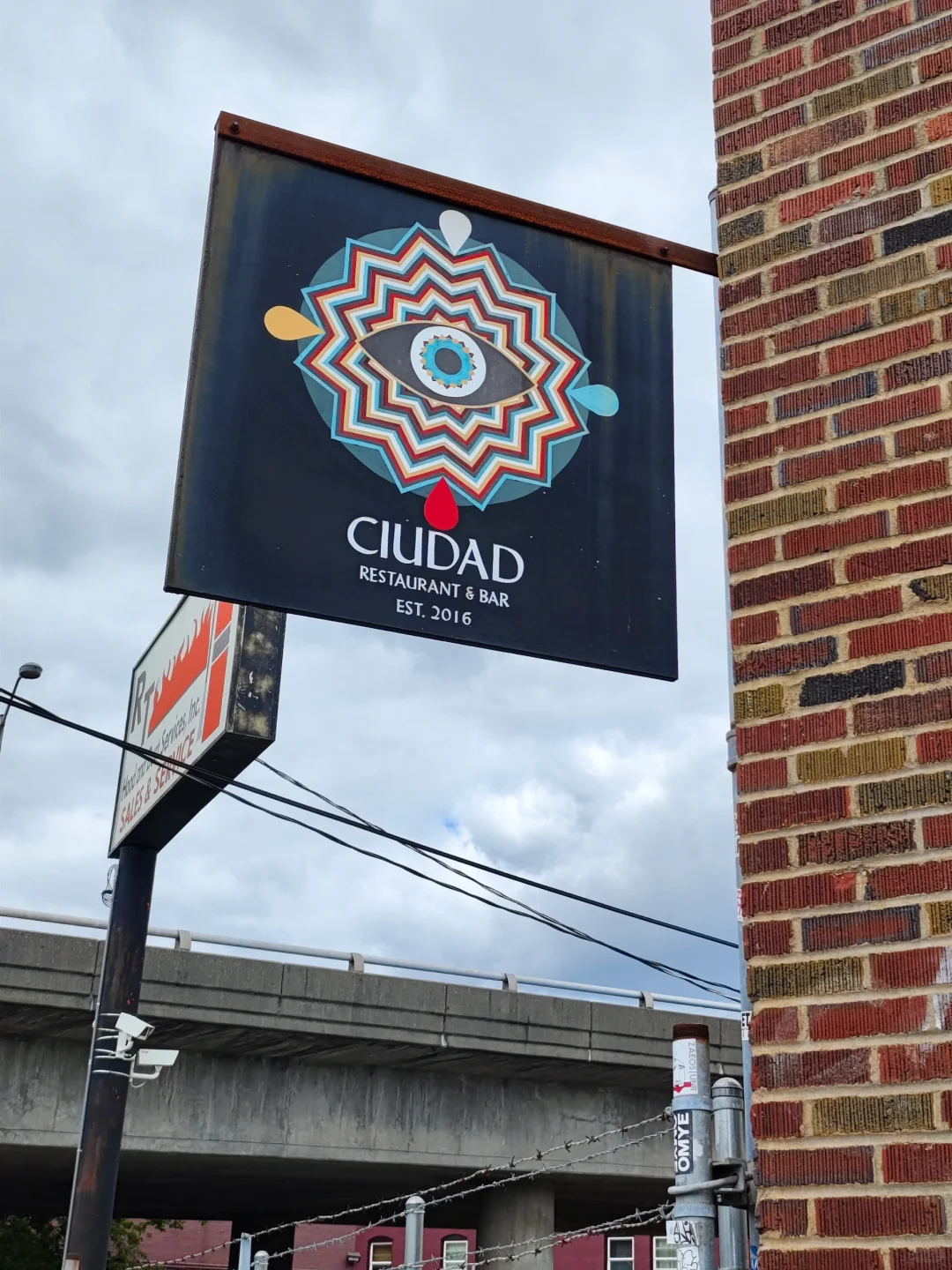 Seattle’s Hidden Gem: A Cozy, Low-Key BBQ Spot in the Heart of the City