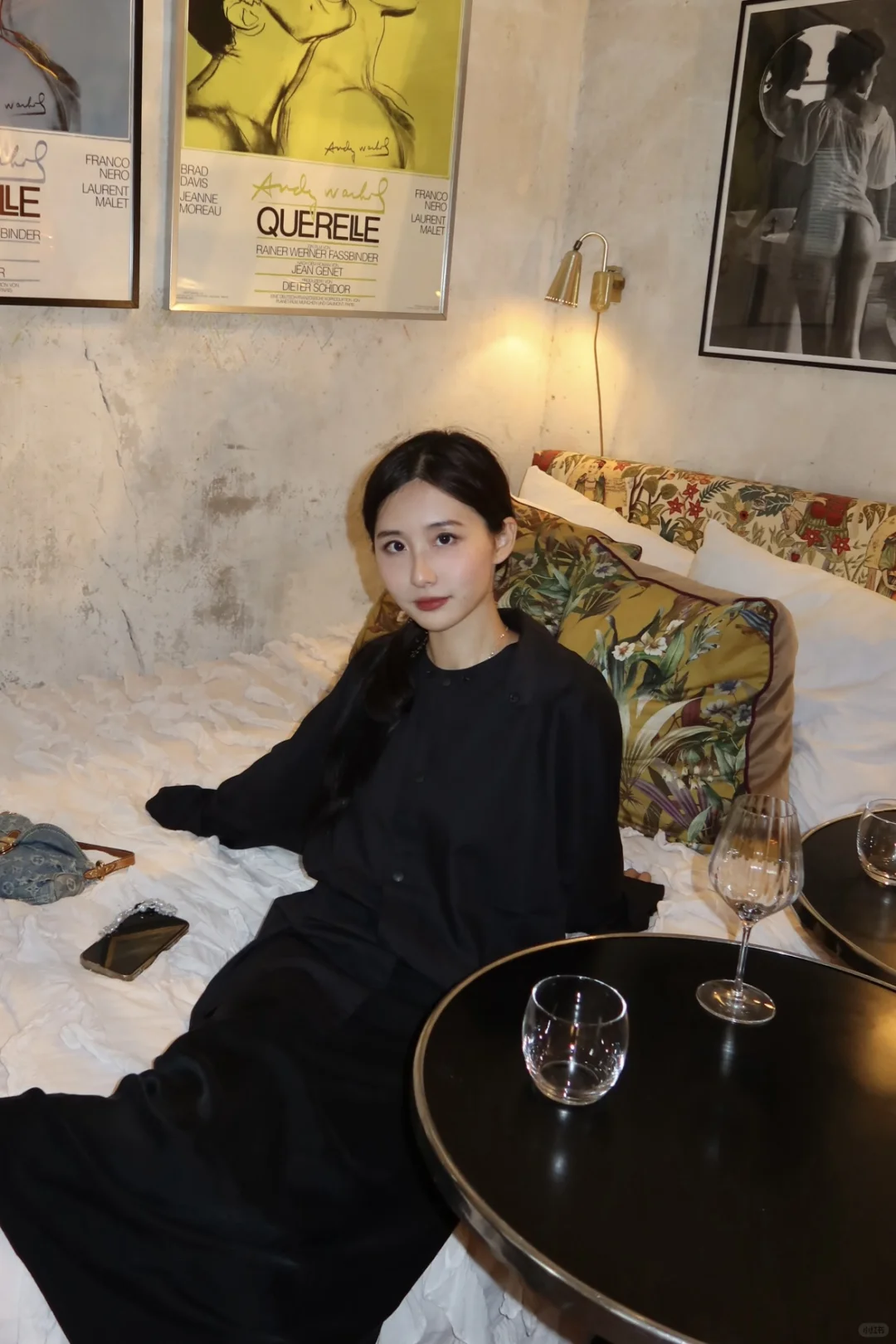 🇫🇷 Dine-in Bed Restaurants 🛏️