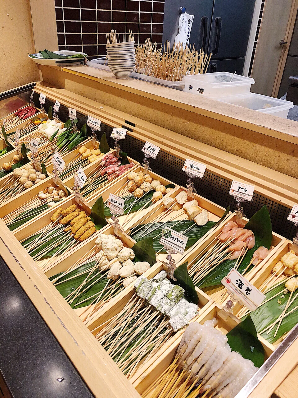 Unbeatable All-You-Can-Eat in Tokyo's Shinjuku for Just 1500 Yen – A Must-Visit for Tempura Lovers!