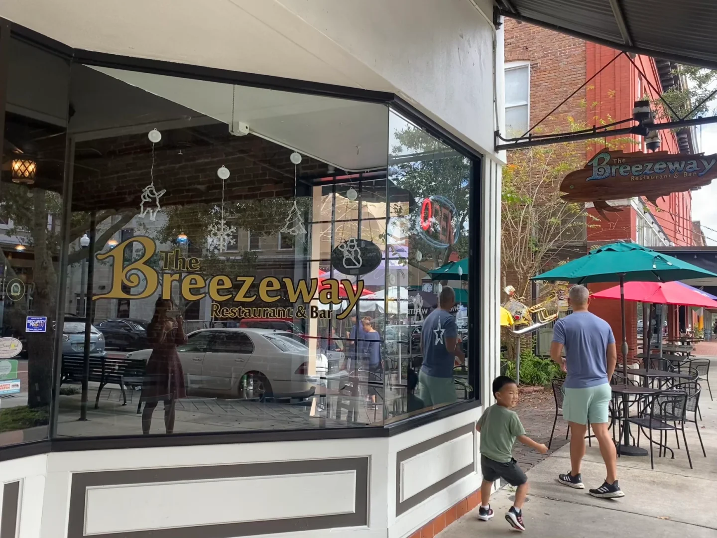 Orlando Eatery｜Breezeway