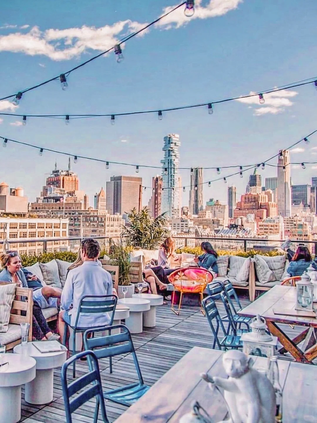 New York 🍸 Hidden Rooftop Garden Bars Among the Skyscrapers 🍾