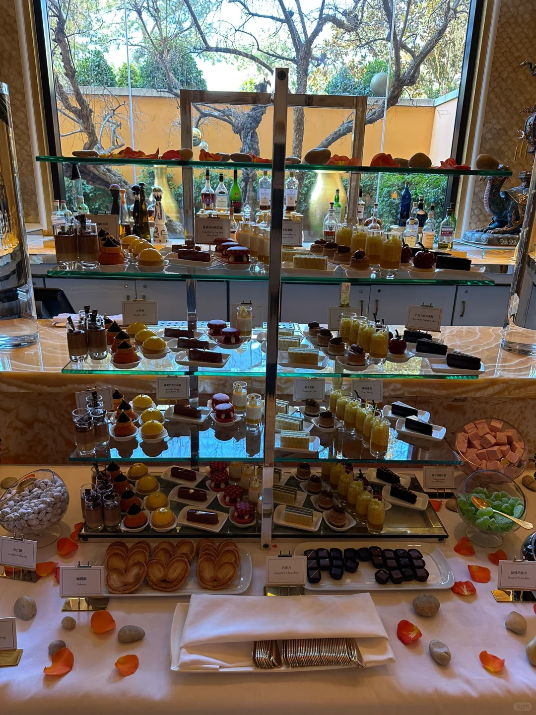 Rating and Review of Hidden Gem Restaurants on the Las Vegas Strip