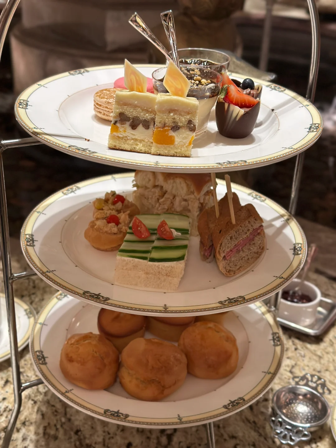 Chicago: A Perfect Afternoon Tea Spot for Catching Up and Sharing Gossip with Your Girlfriends