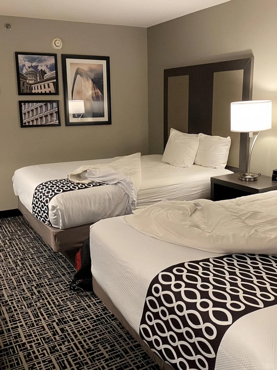 Spent a Week at This Budget Hotel in St. Louis—Gained 10 Pounds!