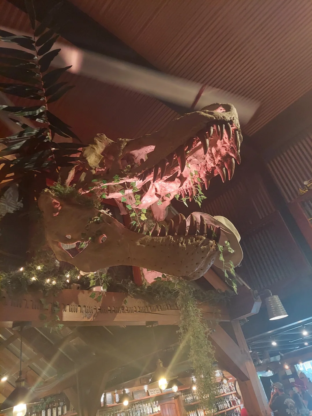 Awesome T. rex Replica! A Super Cool Dinosaur Reproduction!