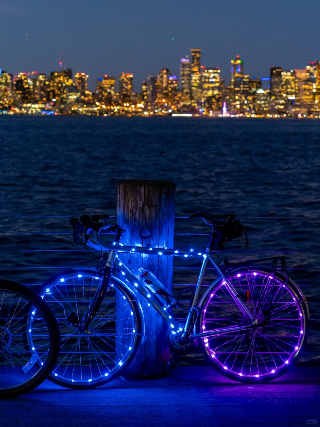 Chillin' at Seattle's Alki Beach Pier for Some Regular Sunset Vibes