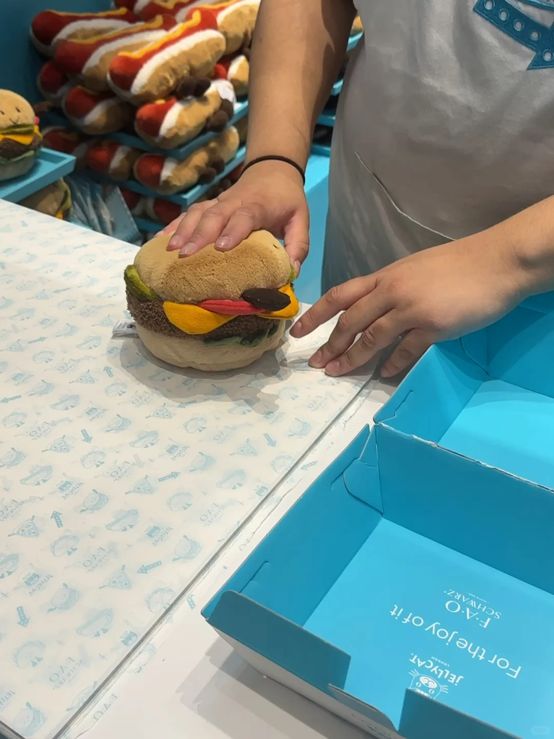 Jellycat Restaurant in New York 🍔🍔