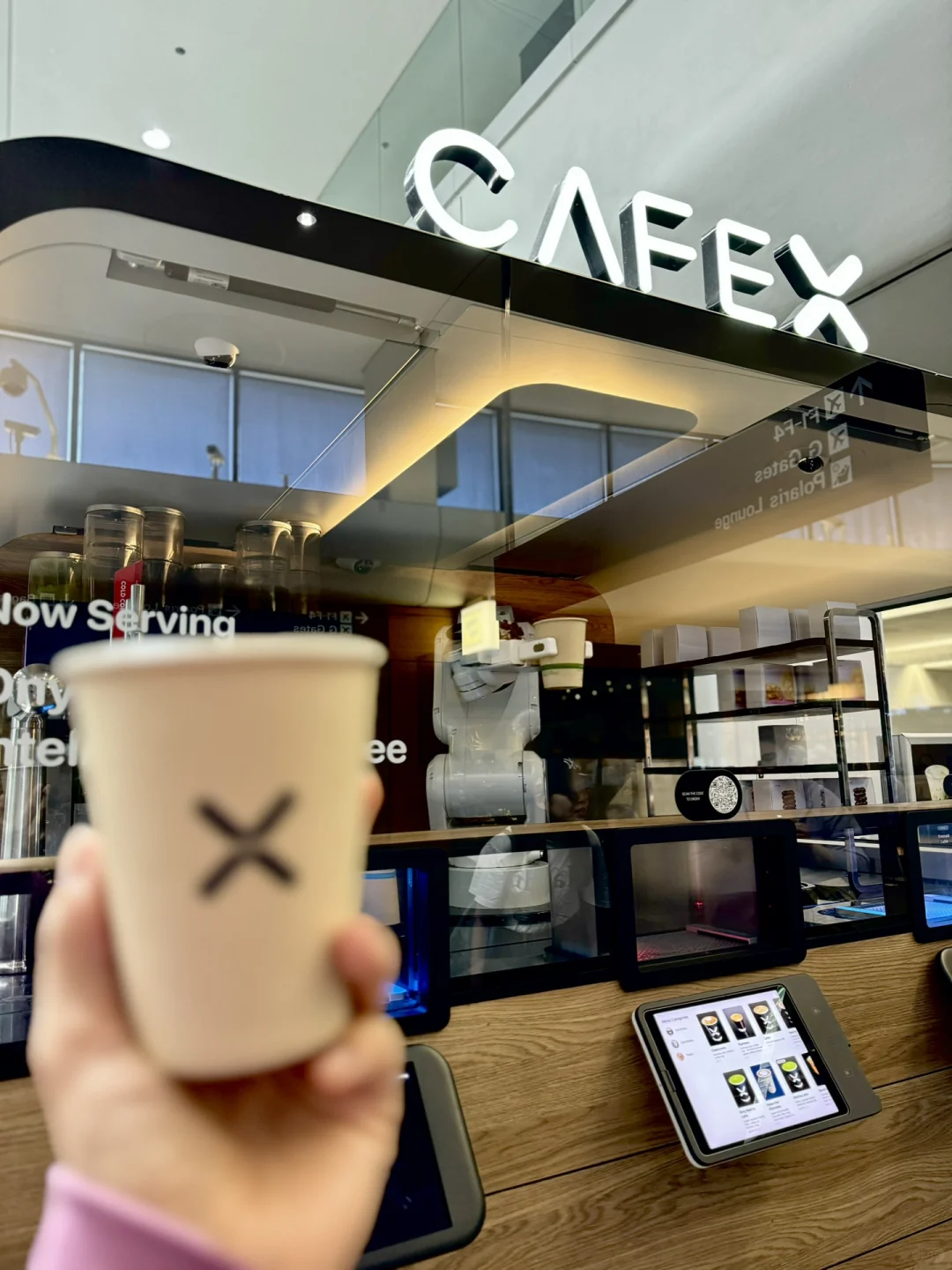 Want to Visit a 🌍 Coffee Shop? Check Out the Bay Area's ⚙️ Robot 🤖 Coffee Shop!