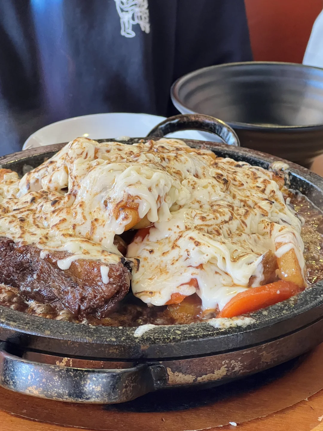 Atlanta's Lava Cheese Beef 🧀 This Bite Melted My Heart