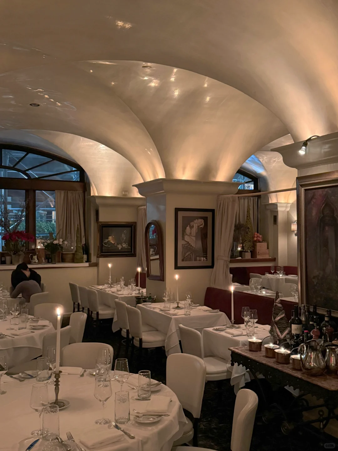 "New York's Ultra-Romantic Cave Italian Restaurant 🇮🇹"