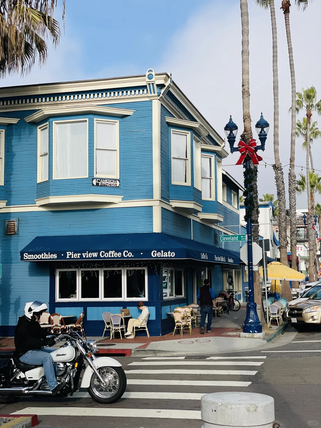 Give me back the dopamine-filled town of Oceanside near San Diego 😭