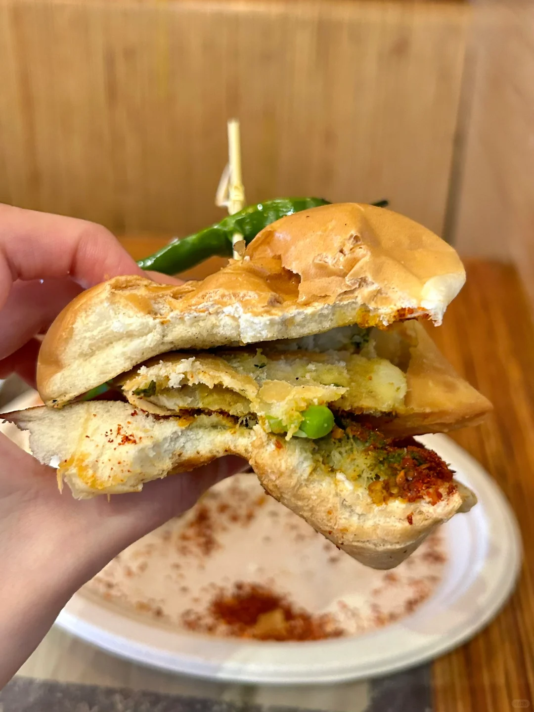 🇺🇸 NYC Food Adventure: Bombay Sandwich with Samosa?