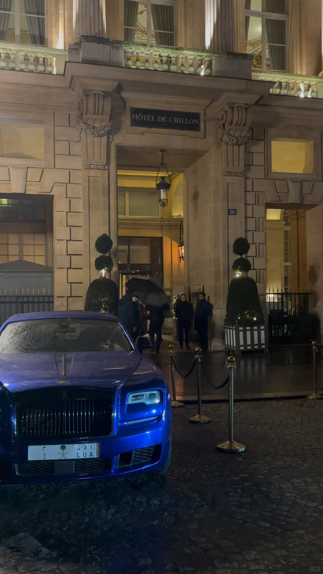 Top Local Bars in Paris 🥂