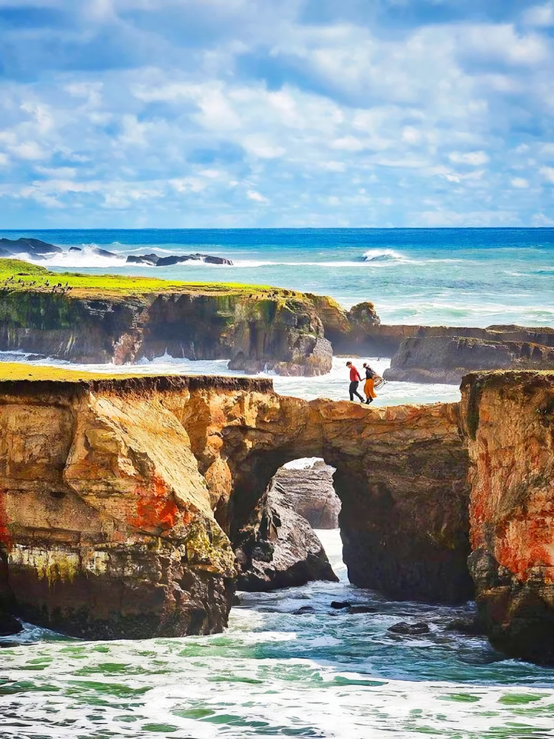 California's Mendocino😍 This charming town is absolutely breathtaking!