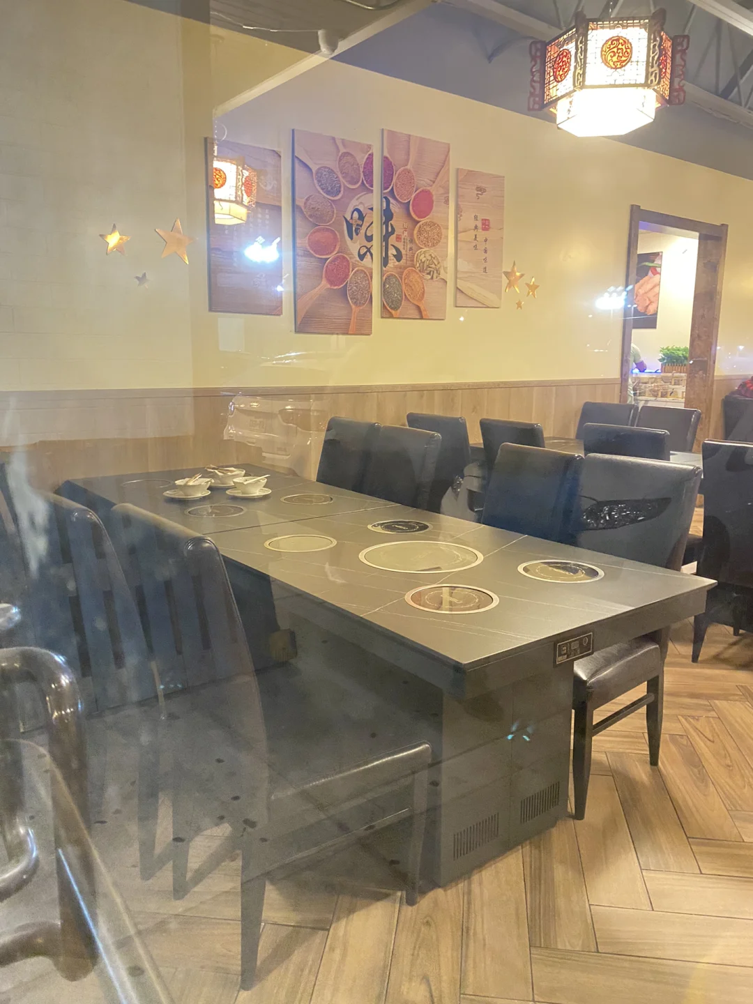 Salt Lake City: Avoid Ombu Hotpot!! Masterful at Passing the Buck!