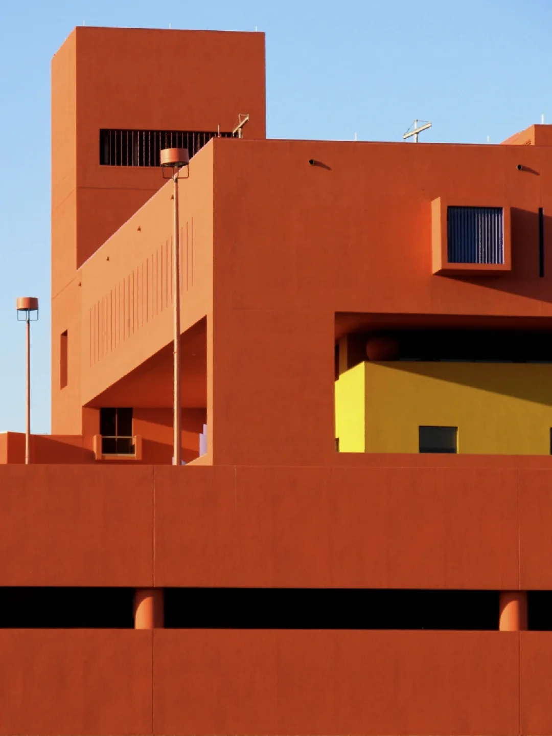 San Antonio Library, Ricardo Legorreta, 1995