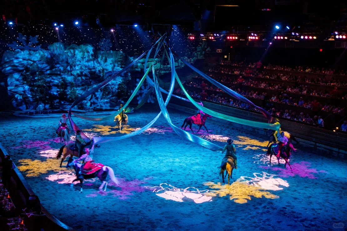 Where to Travel in 2025 (7)? The Ozarks, USA