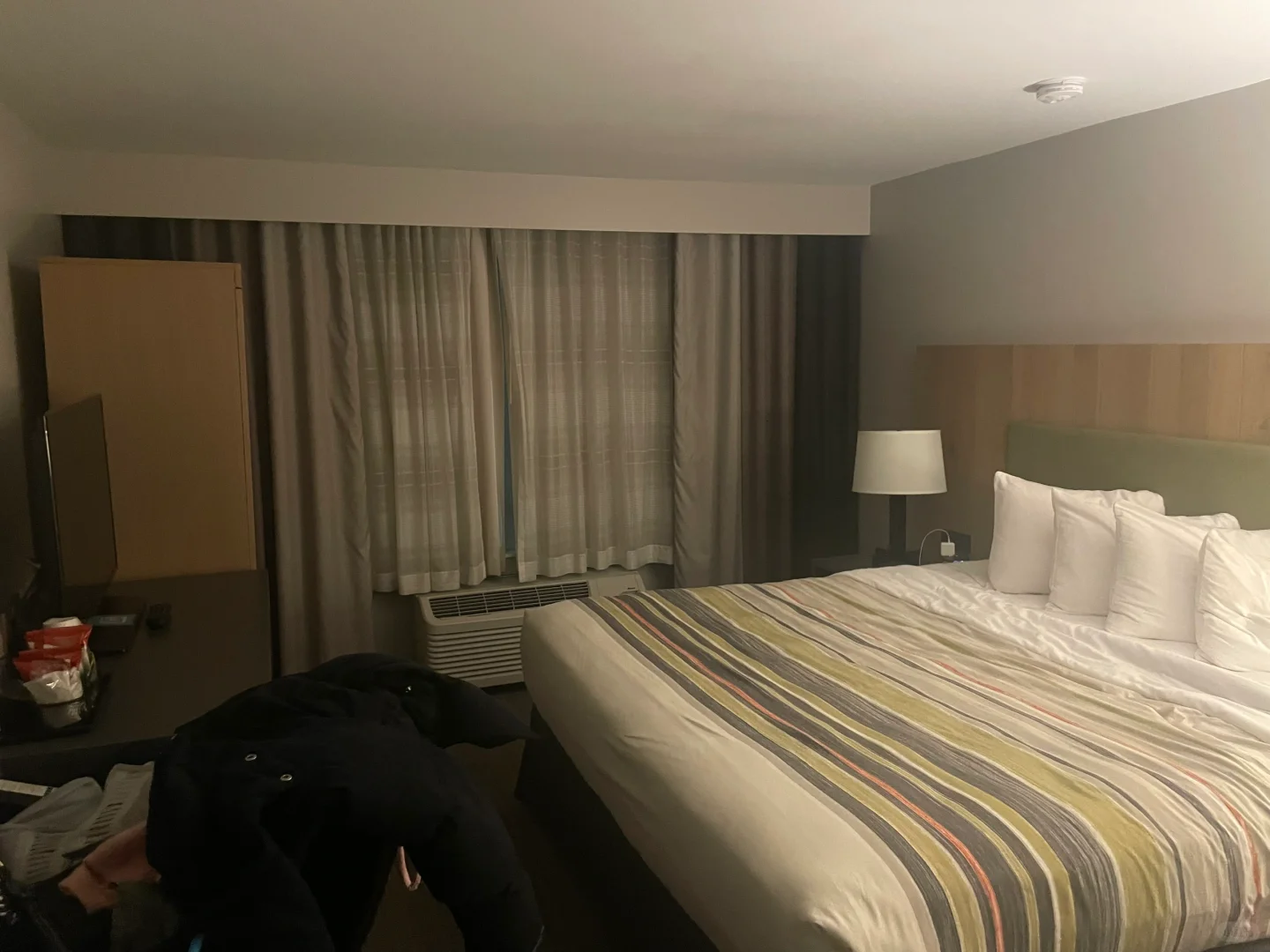 Seattle Layover Hotel: Country Inn