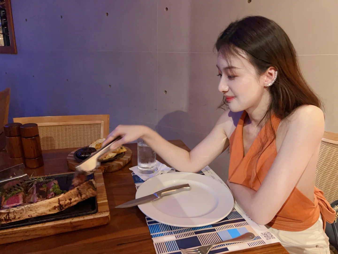 "Dallas Tomahawk Steak 🥩 is Absolutely Delicious!"