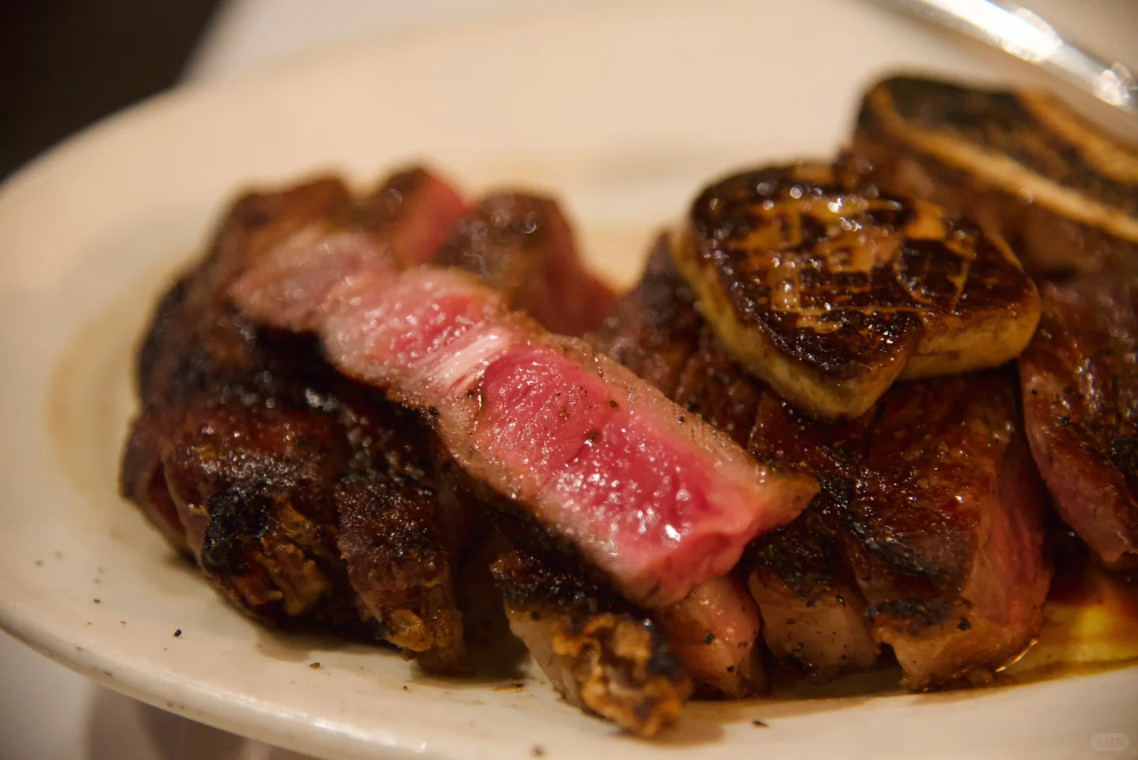 Atlanta | No One Should Miss Out on This Steakhouse 📣
