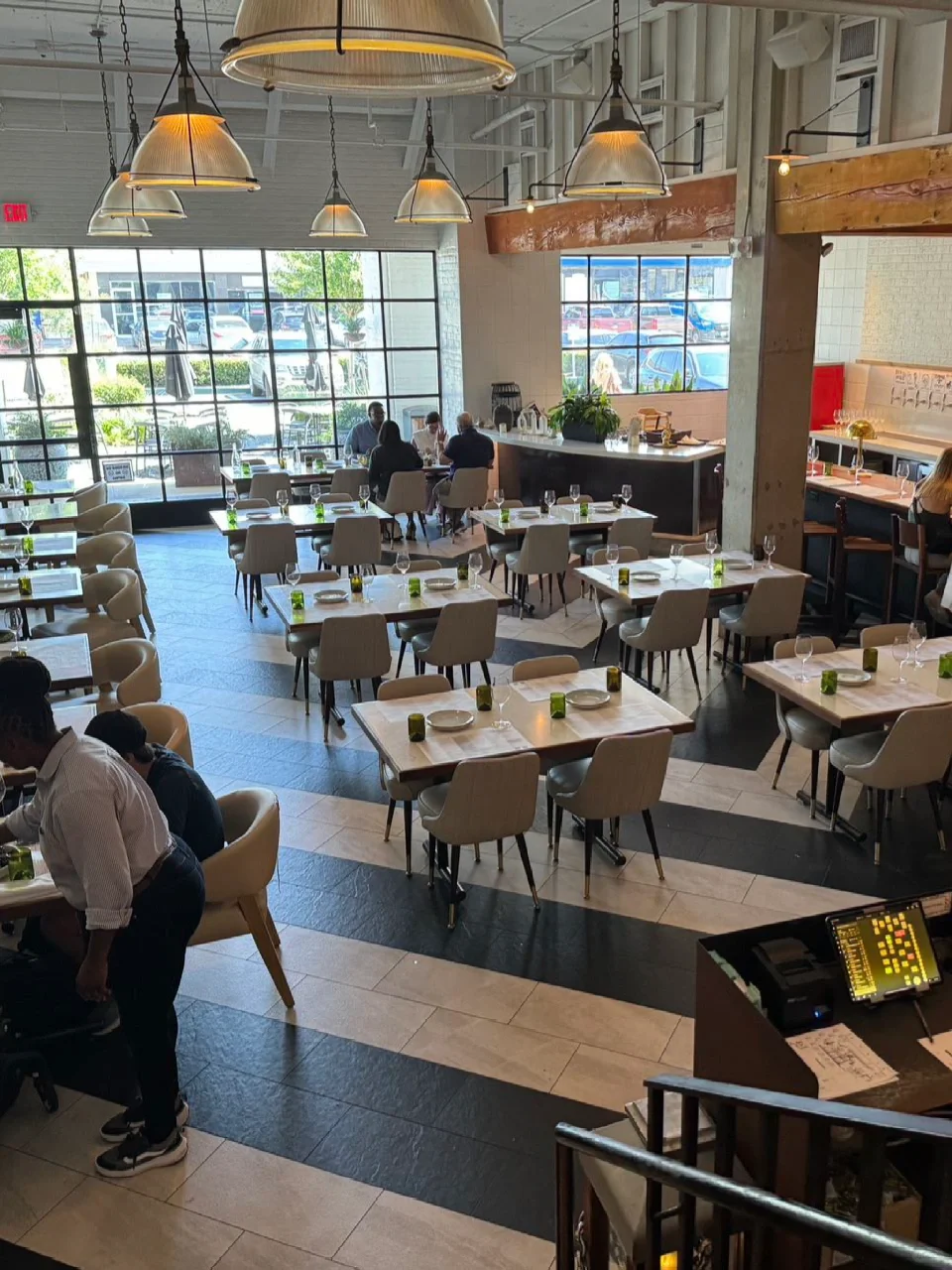 Houston International Cuisine Recommendation: Sixty Vines – Bacon-Wrapped Dates Steal the Show