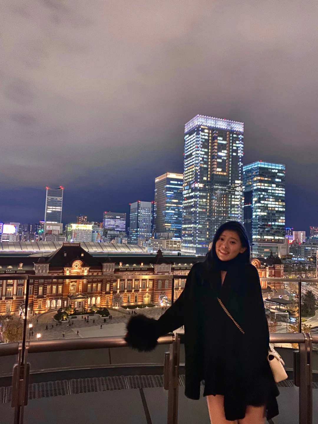 Tokyo | Tokyo Station Spot, Vinyl Bar, Shin Marunouchi Building
