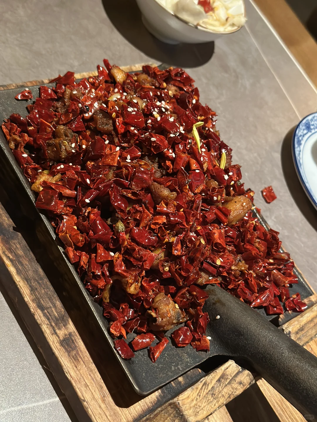 Must-Visit Spot in Los Angeles: The Pangolin Landmark – Highly Recommended!