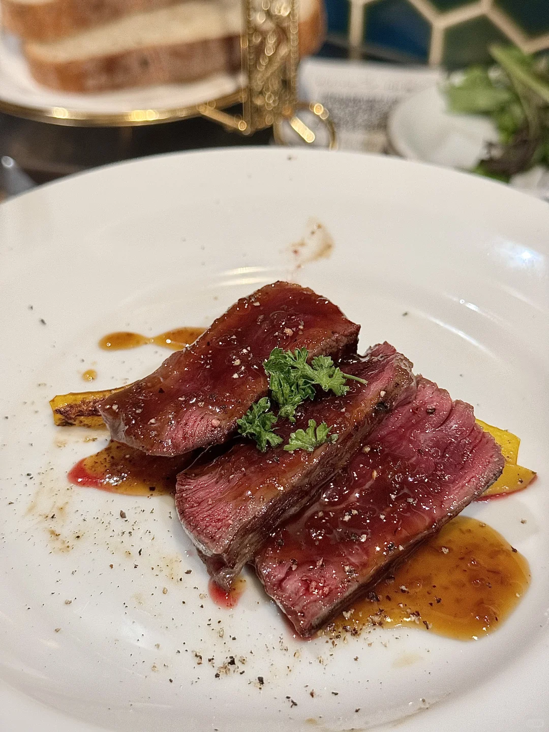 Osaka 🇯🇵 Must-Visit Western Buffet for a Second Time 🥩 Unbeatable Value