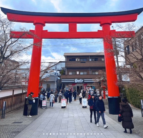 post_image