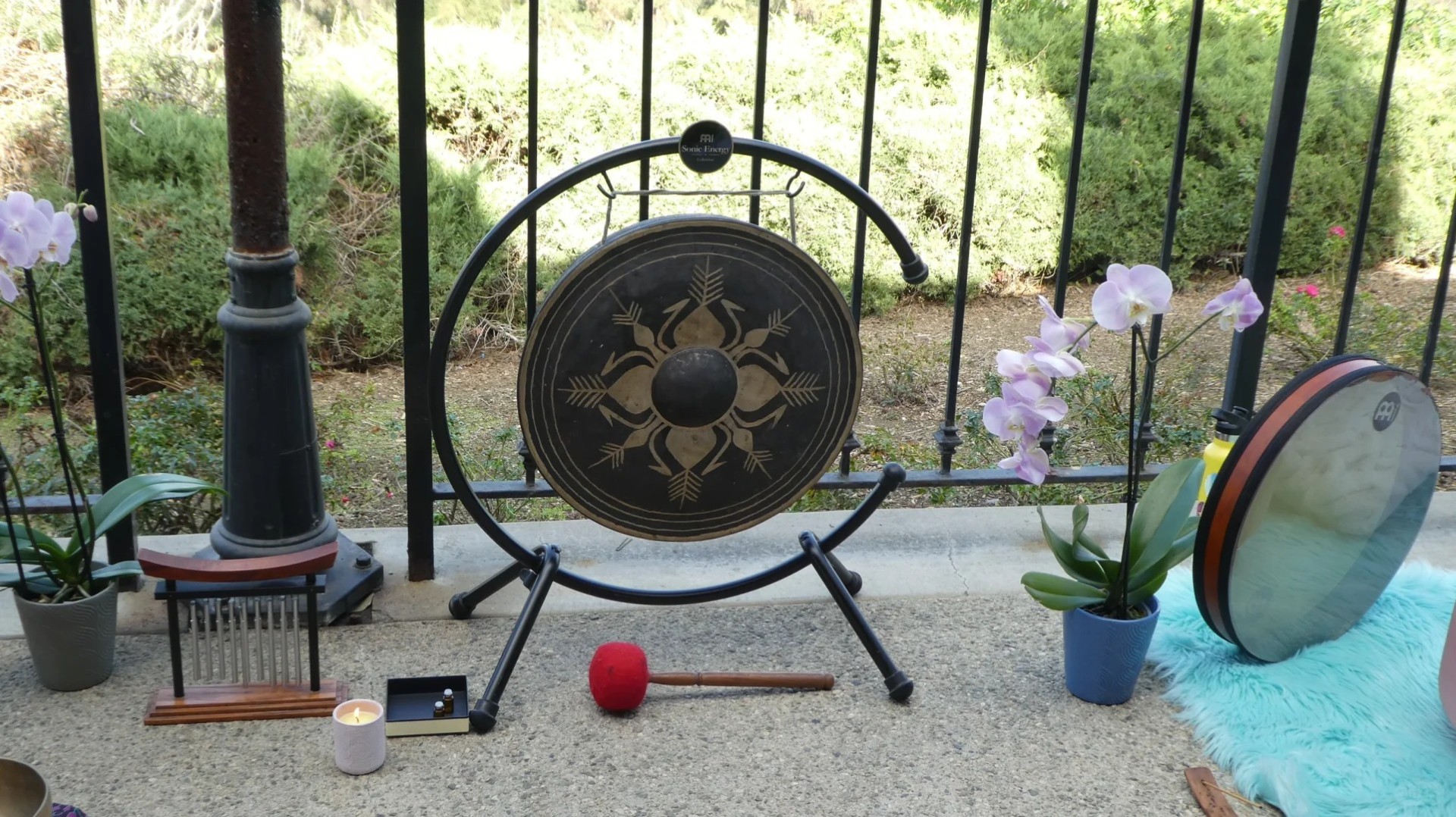 A Healing Sound Bath Experience in Los Angeles by Evelyn Hayes ...