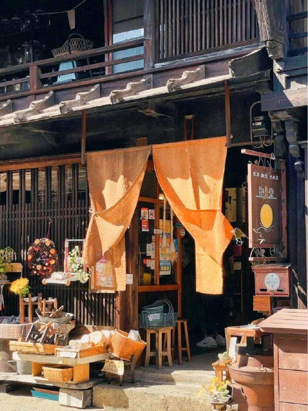 post_image